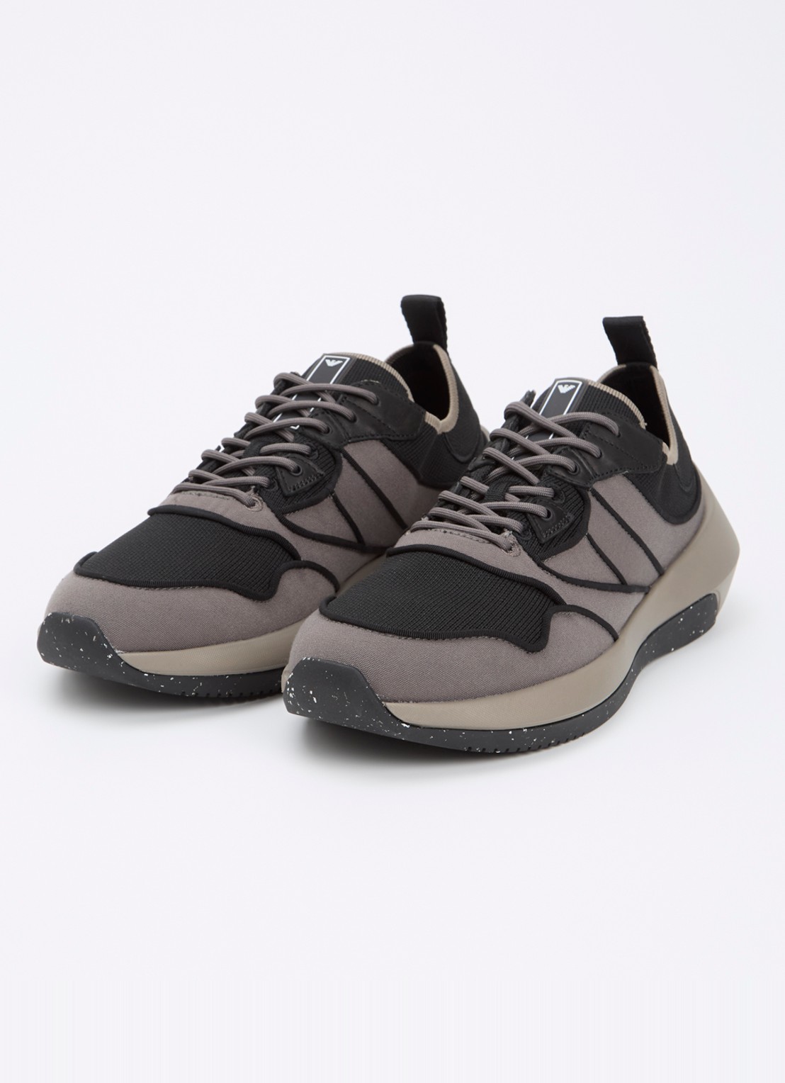Armani Travel Essentials sneaker met leren details - detail 2 donkergrijs