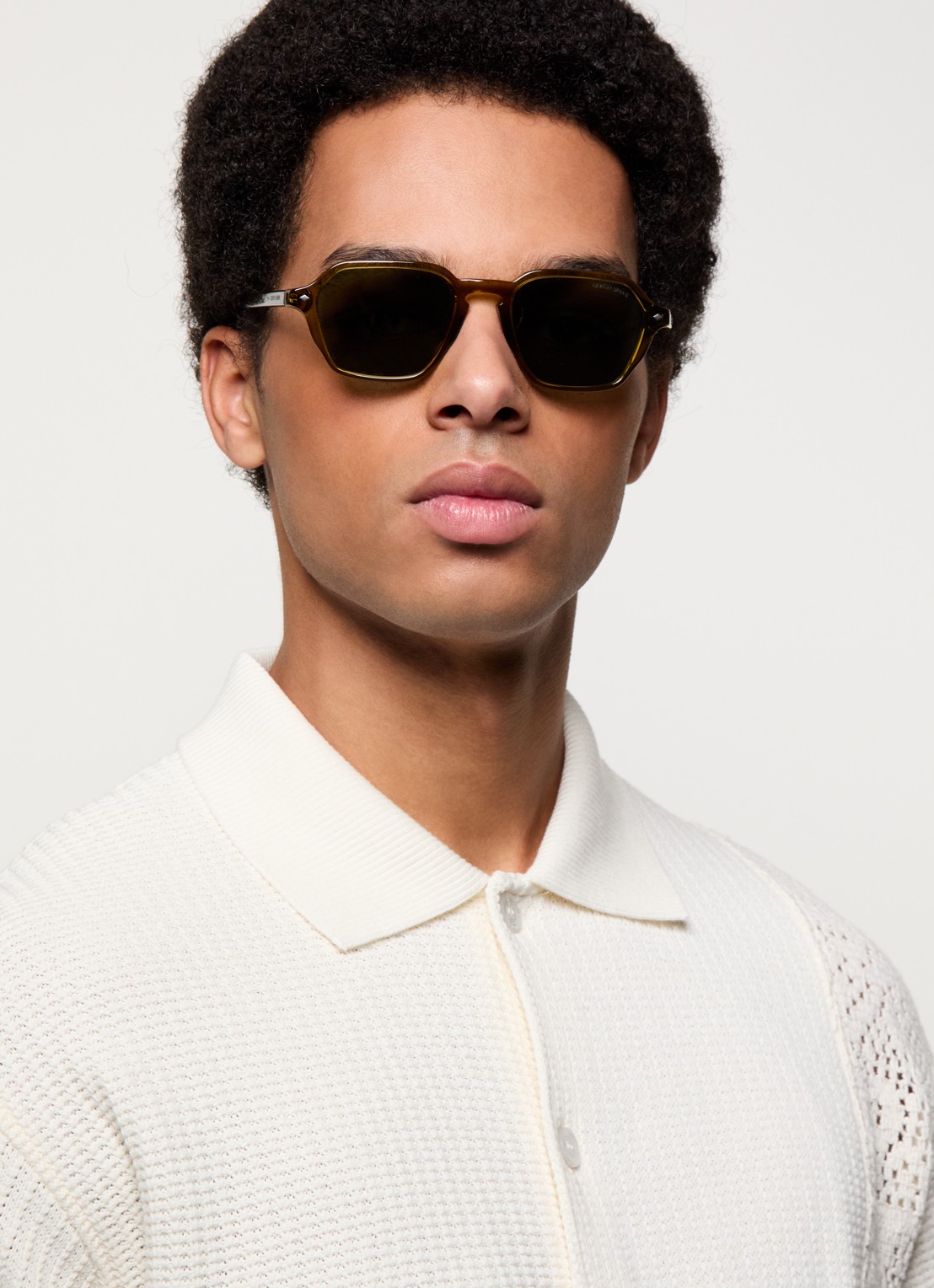 Armani Wayfarer zonnebril AR8220 - voorkant 5 mosgroen