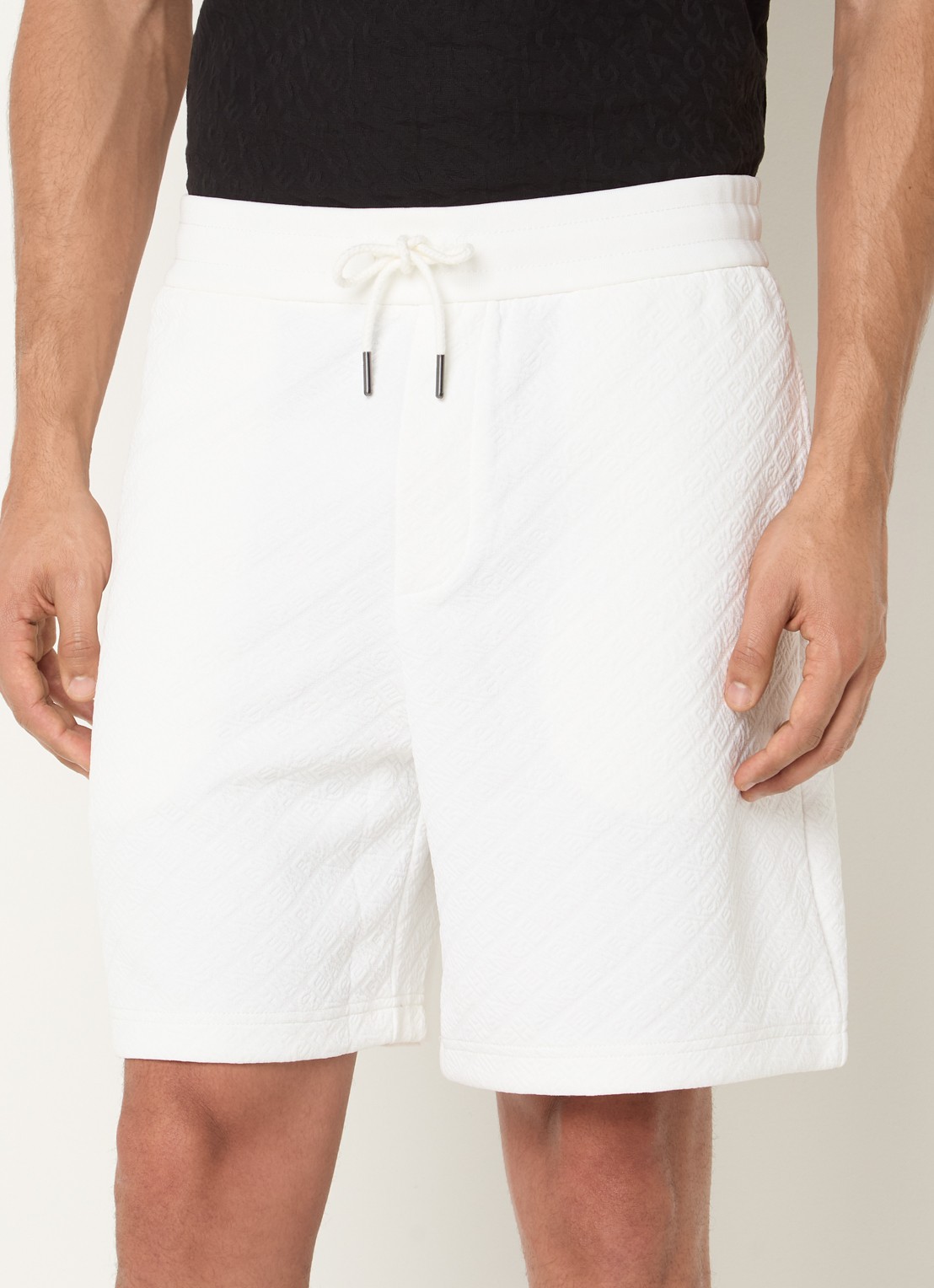 Armani Wide fit korte broek met steekzakken en structuur - detail 4 ivoor
