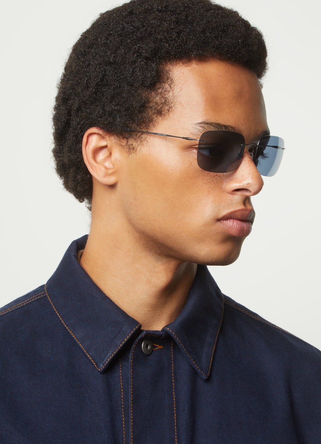 Armani Zonnebril AR1512M - voorkant 5 donkergrijs