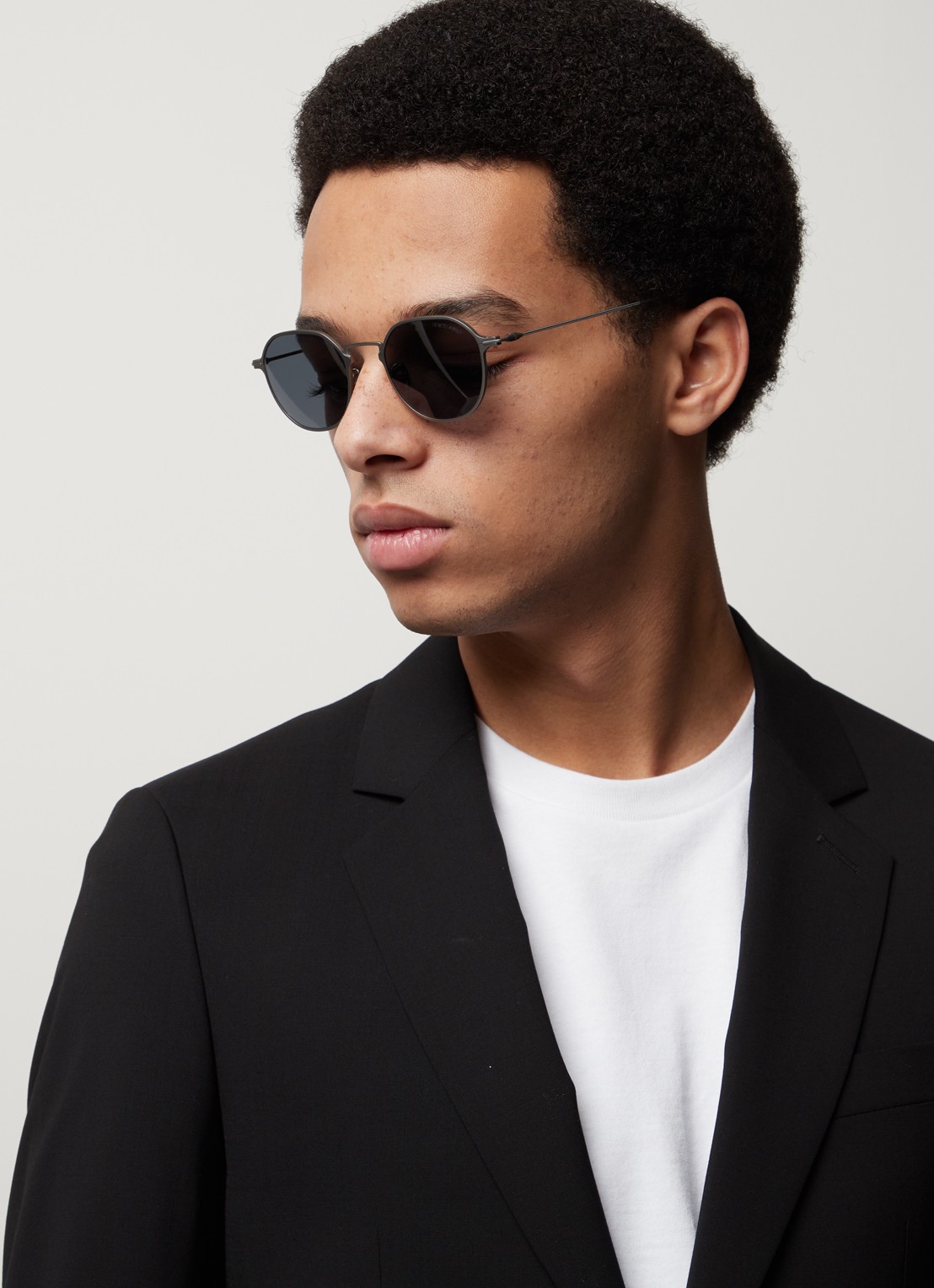 Armani Zonnebril AR6138T - voorkant 5 metaal
