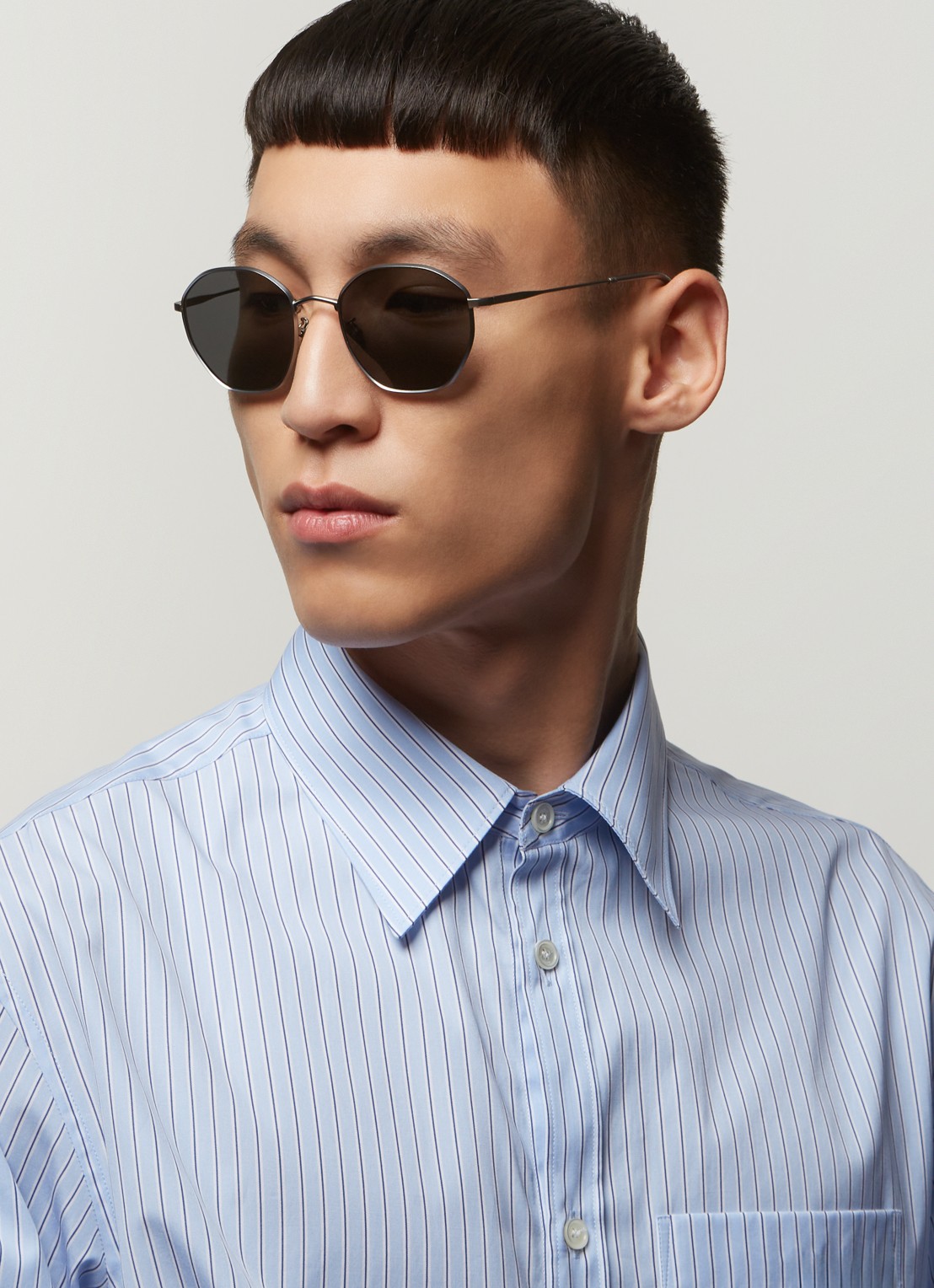 Armani Zonnebril AR6150 - voorkant 2 grijs