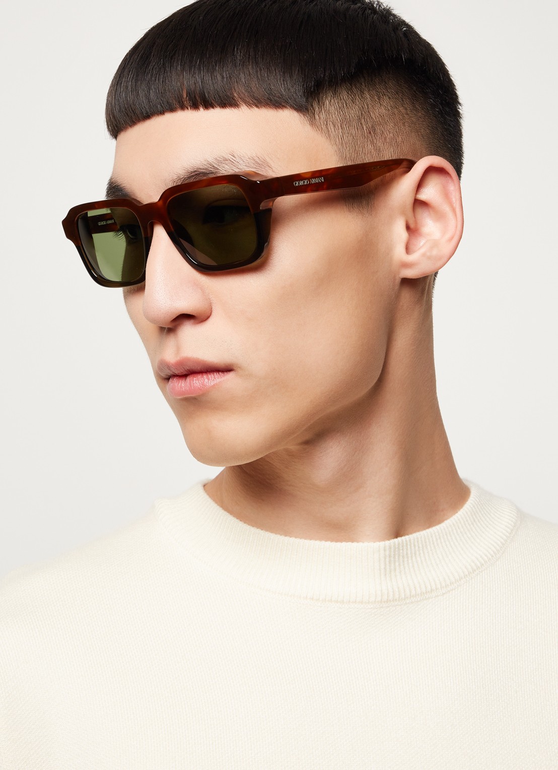 Armani Zonnebril AR8194U - voorkant 5 bruin