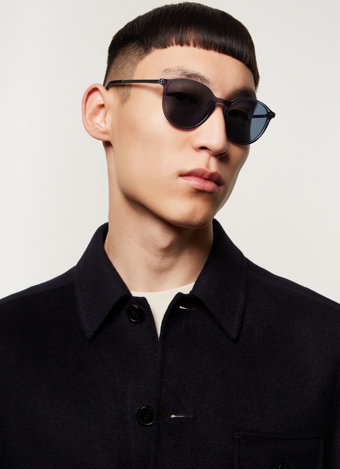 Armani Zonnebril AR8196 - voorkant 5 staalblauw