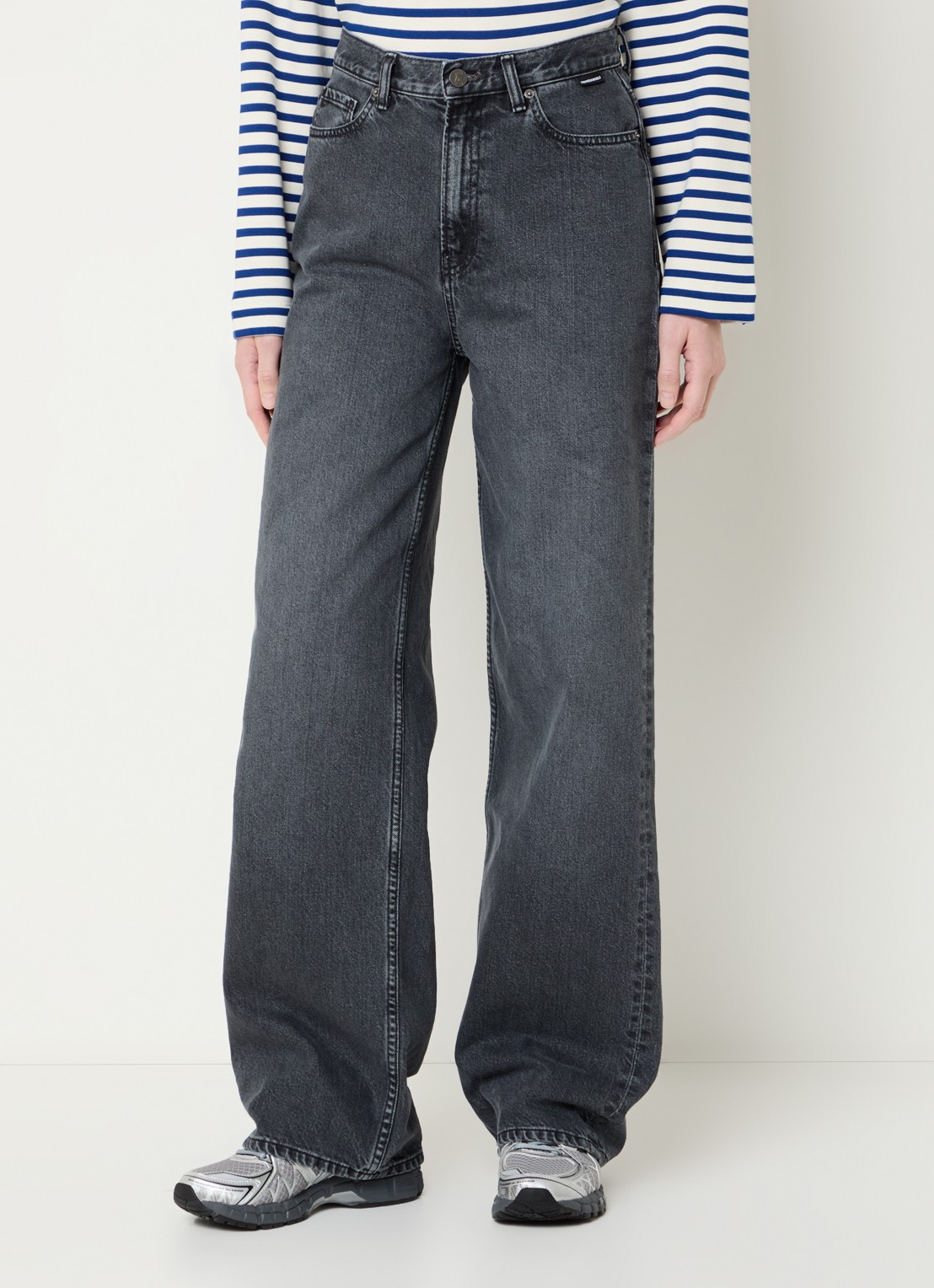 ARMEDANGELS Enijaa high waist straight leg jeans met steekzakken - detail donkergrijs