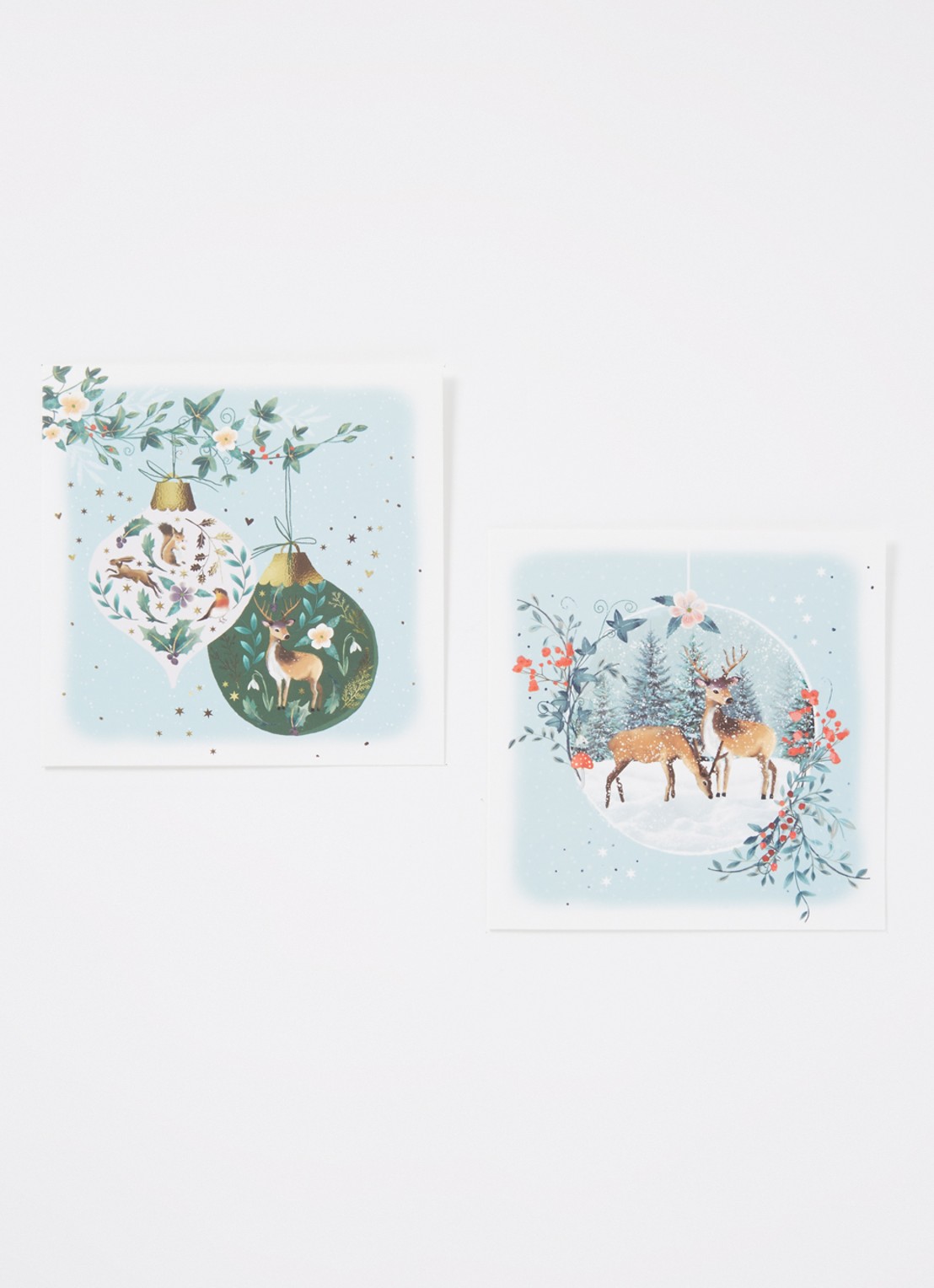 Art Group Diertjes in kerstballen kerstkaart - 2 designs - set van 10 inclusief enveloppen - voorkant 2 lichtblauw