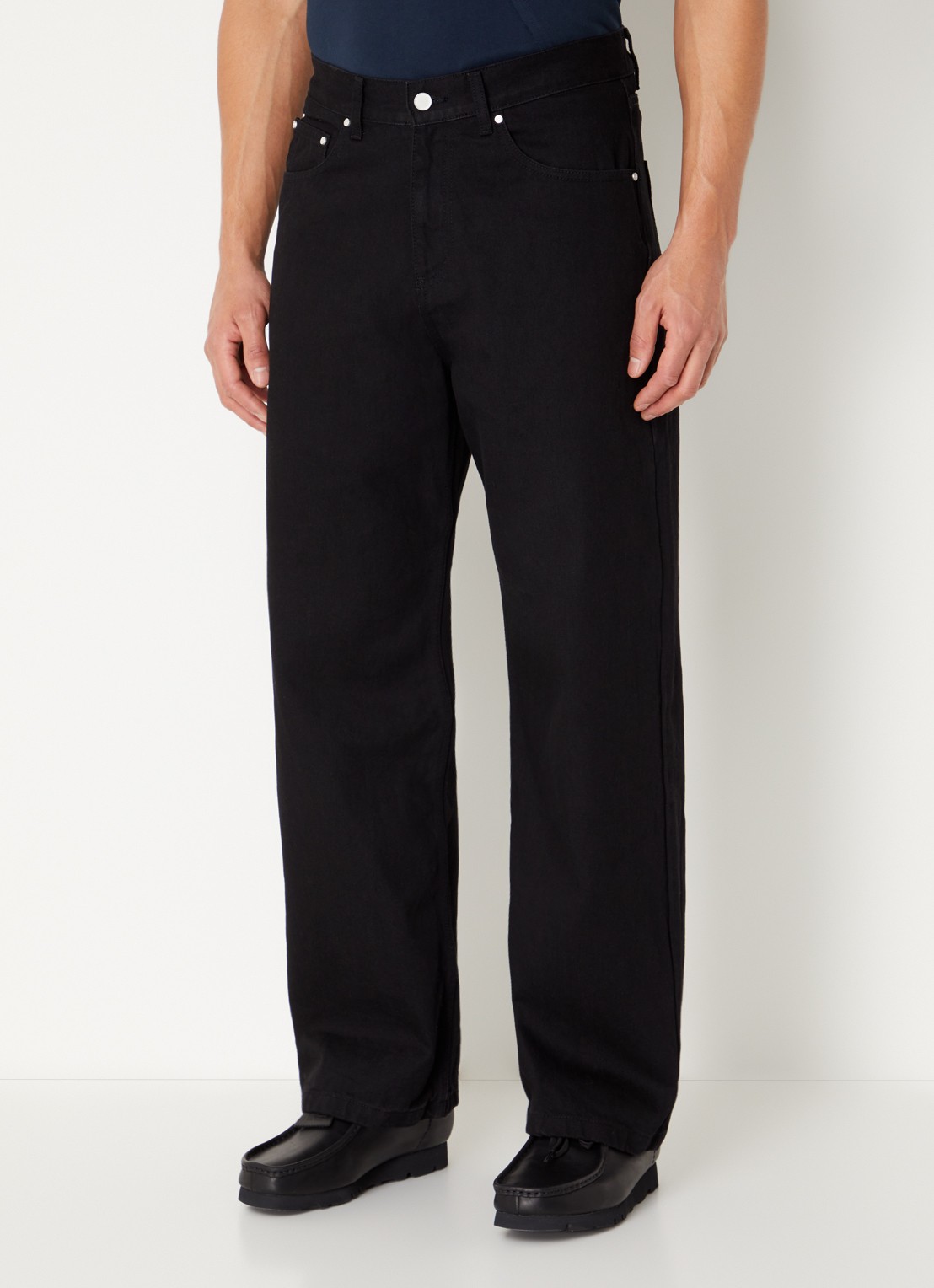 Arte Antwerp Circle Logo tapered fit jeans met gekleurde wassing - detail zwart