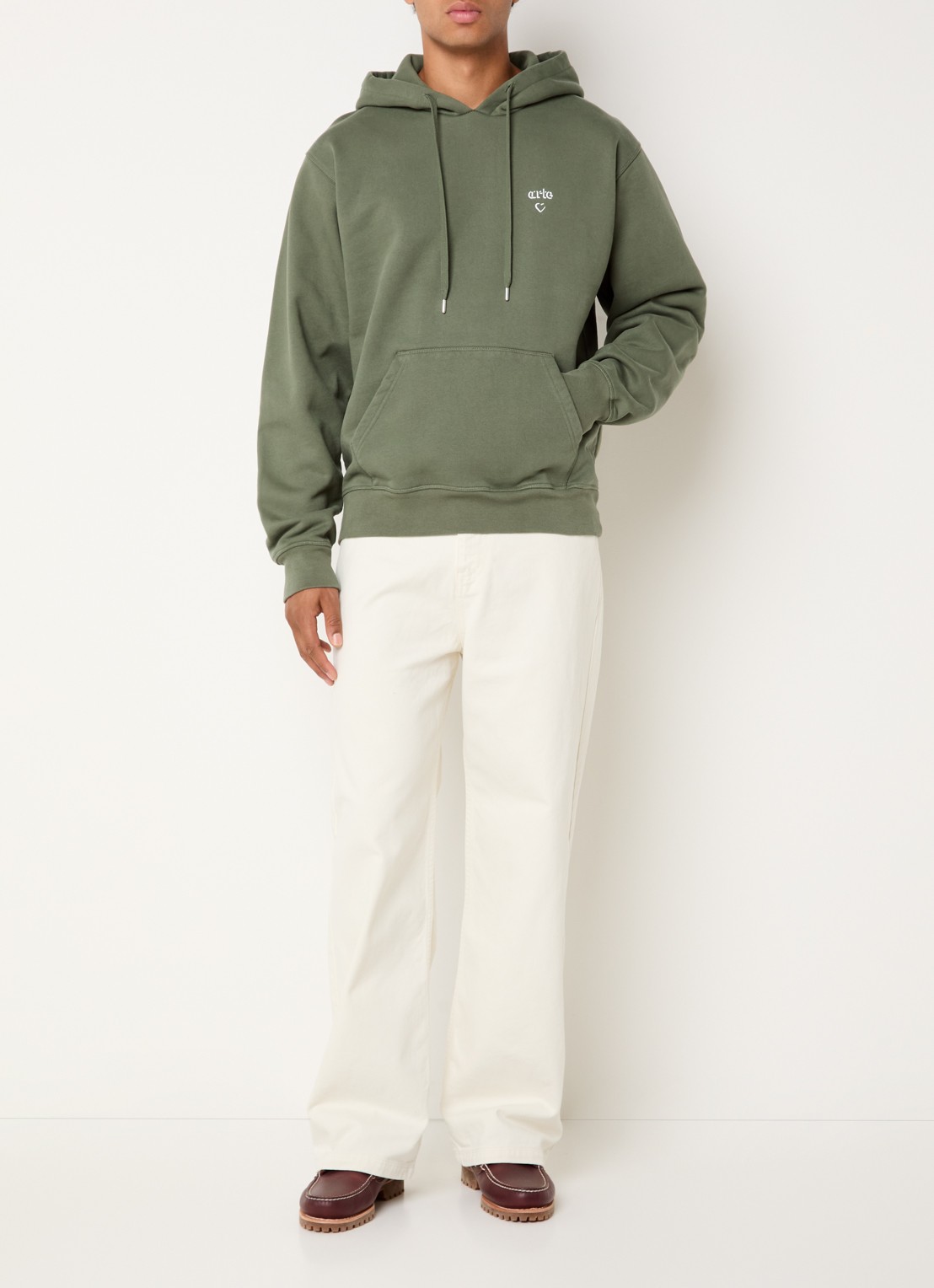 Arte Antwerp Heart hoodie met logo - voorkant 5 legergroen