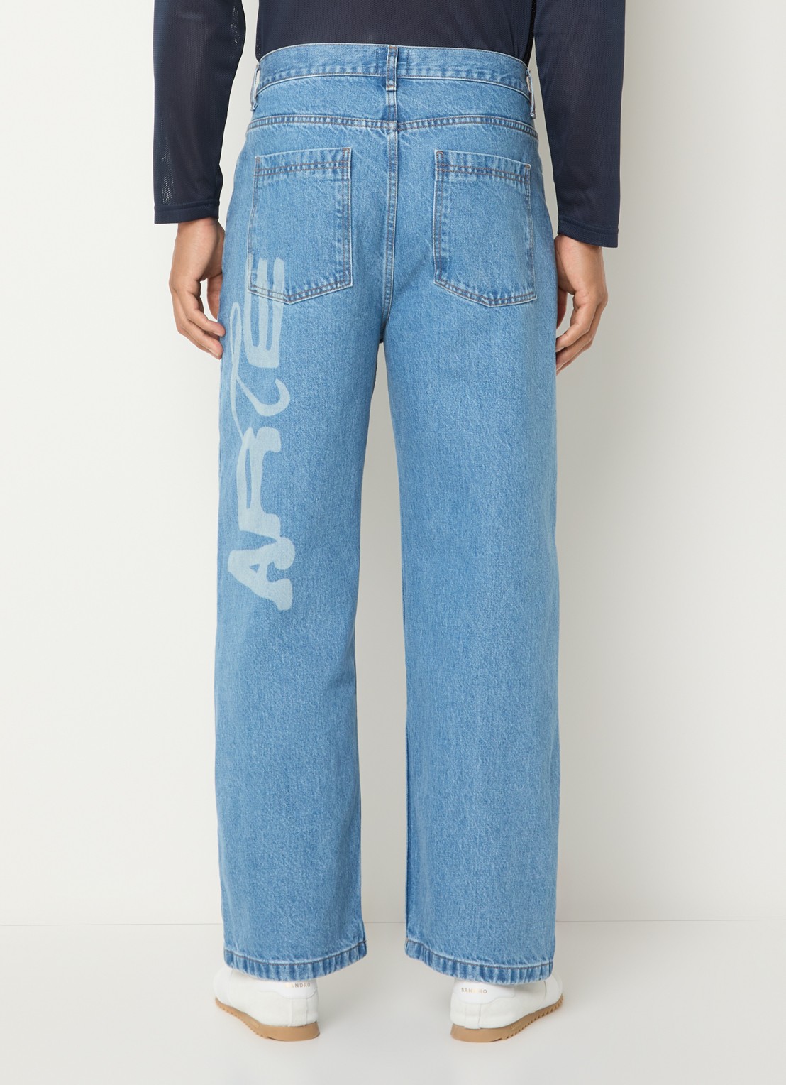 Arte Antwerp Loose fit jeans met lichte wassing - achterkant 3 blauw