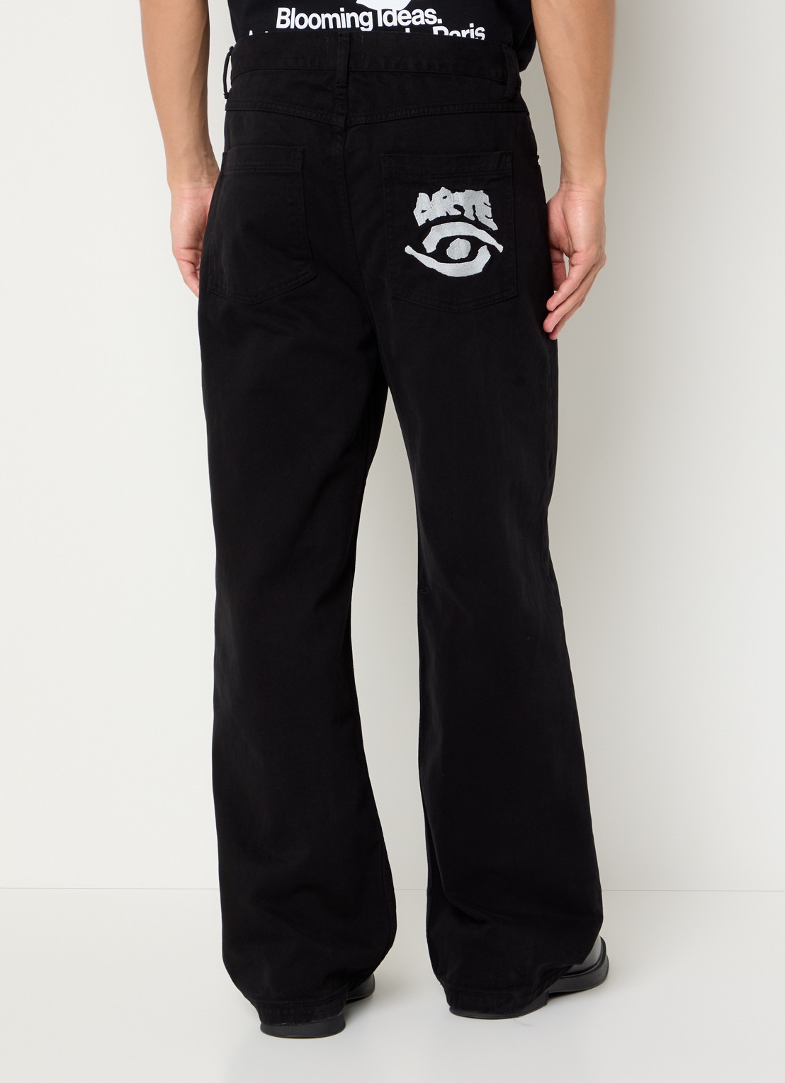 Arte Antwerp Loose fit jeans met steekzakken - achterkant 5 zwart