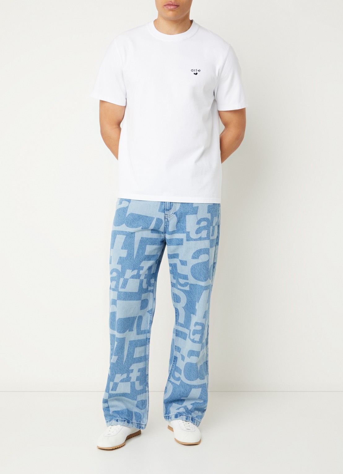 Arte Antwerp Straight fit jeans met gekleurde wassing en logoprint - voorkant 4 indigo