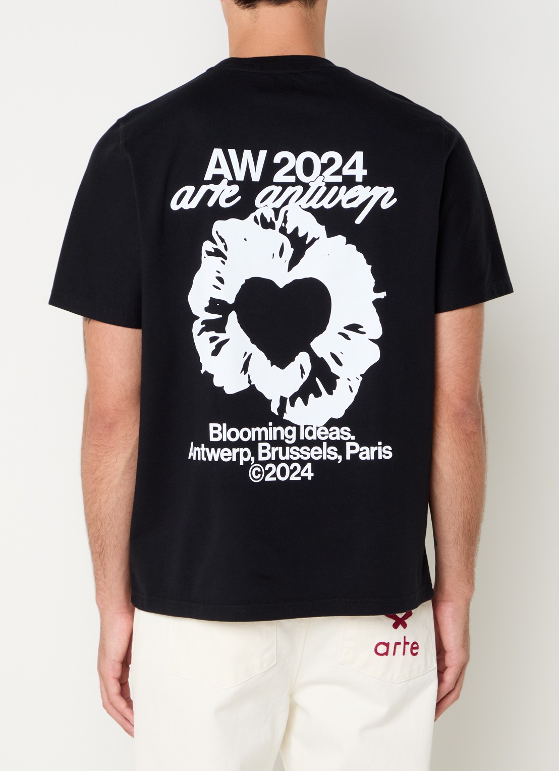 Arte Antwerp T-shirt met front- en backprint - detail zwart