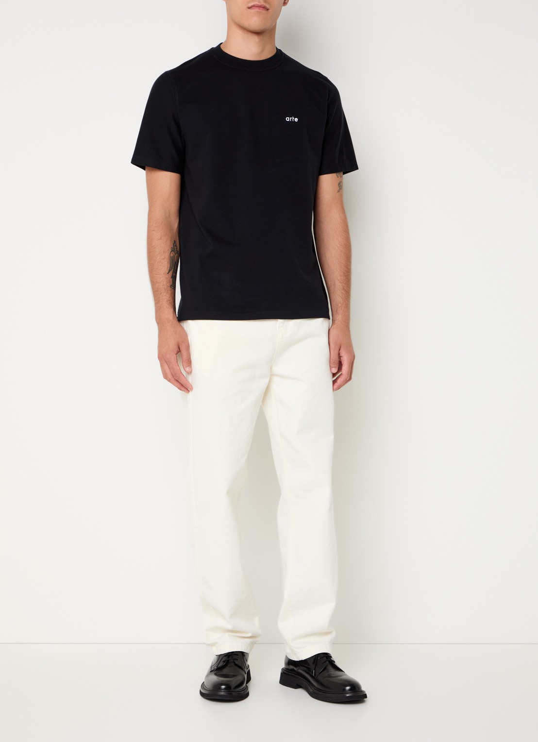 Arte Antwerp T-shirt met front- en backprint - voorkant 3 zwart