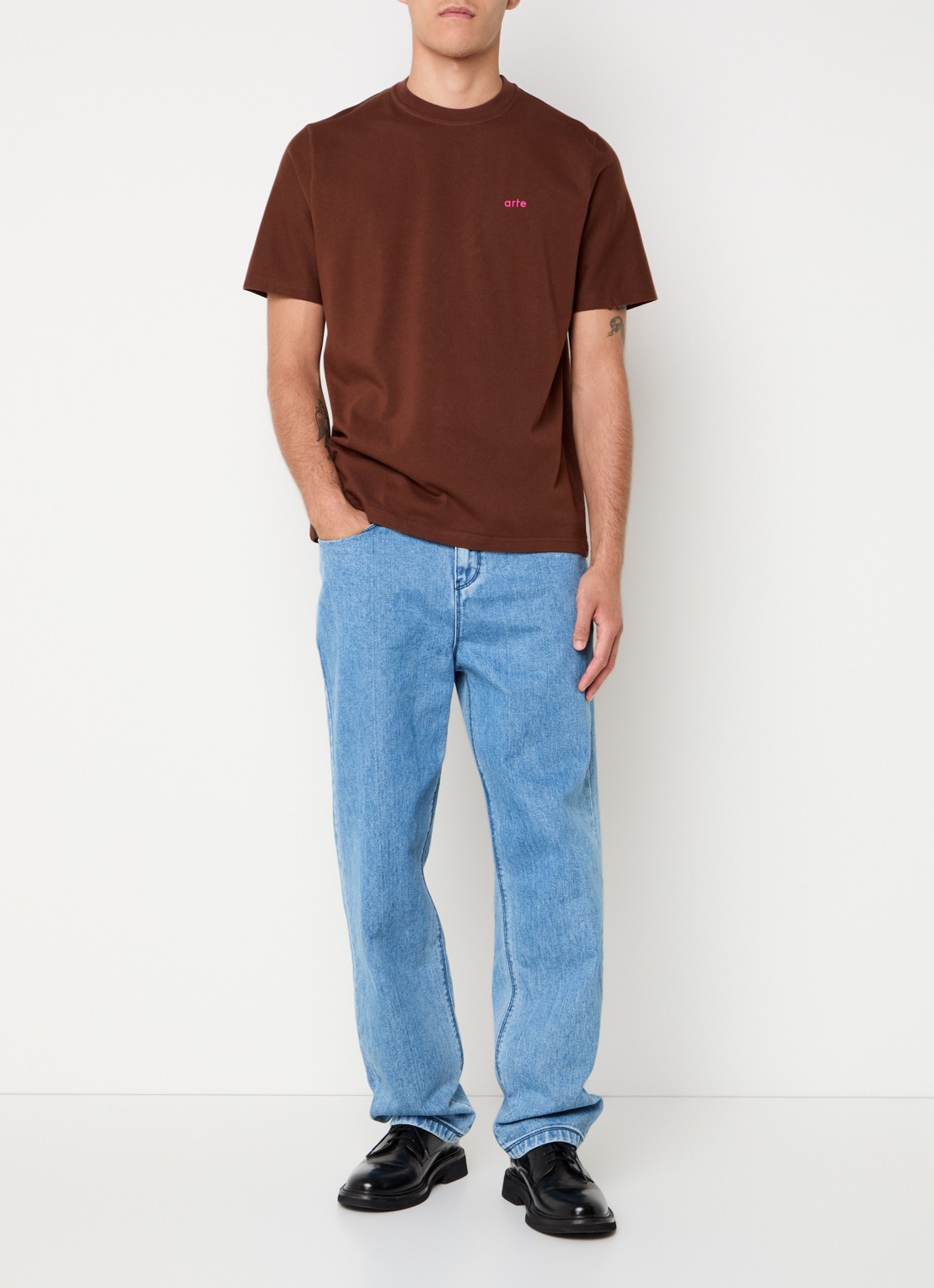Arte Antwerp T-shirt met front- en backprint - voorkant 4 bruin