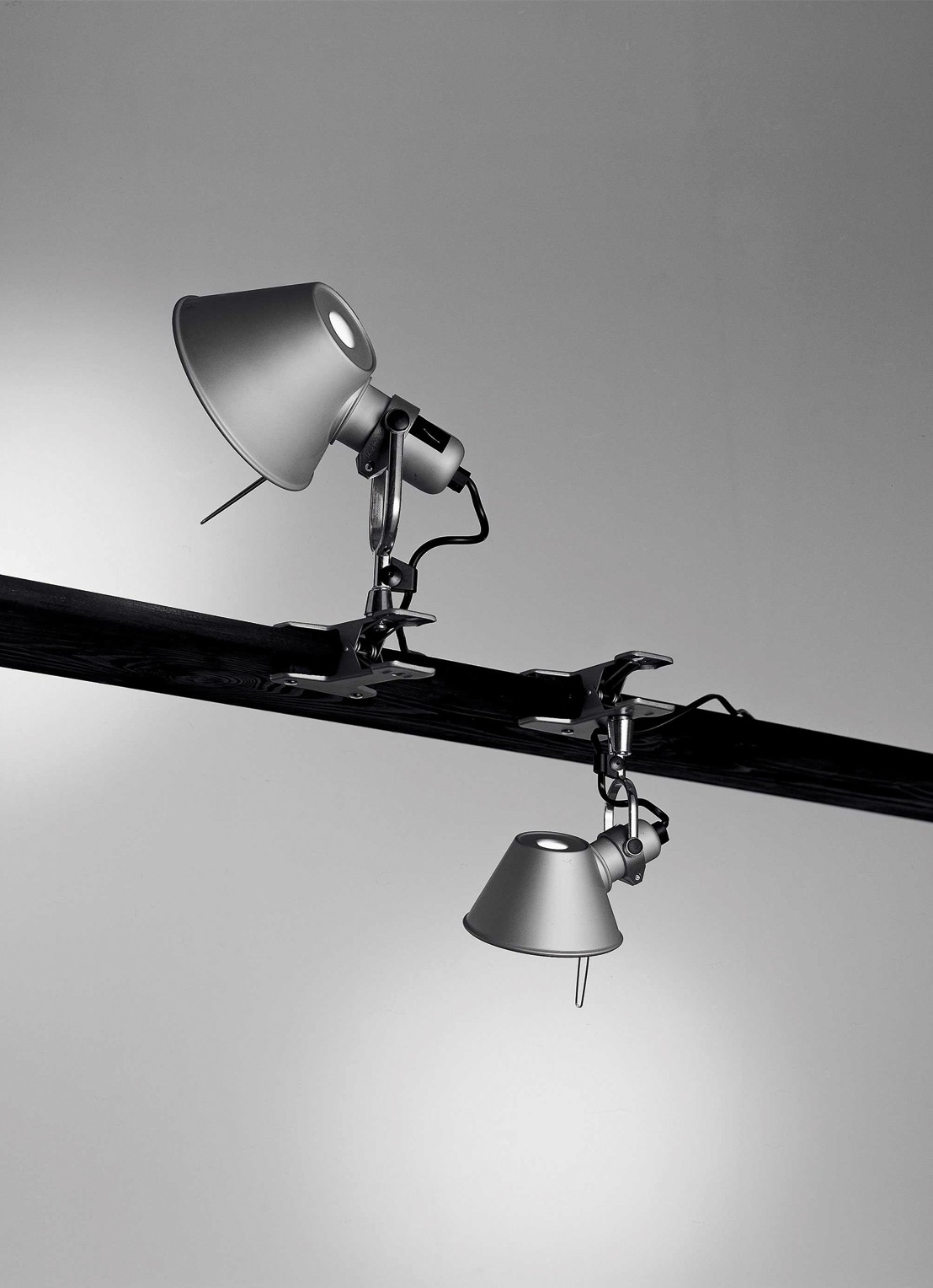 Artemide Tolomeo Micro Pinza wandlamp LED - voorkant 2 metaal