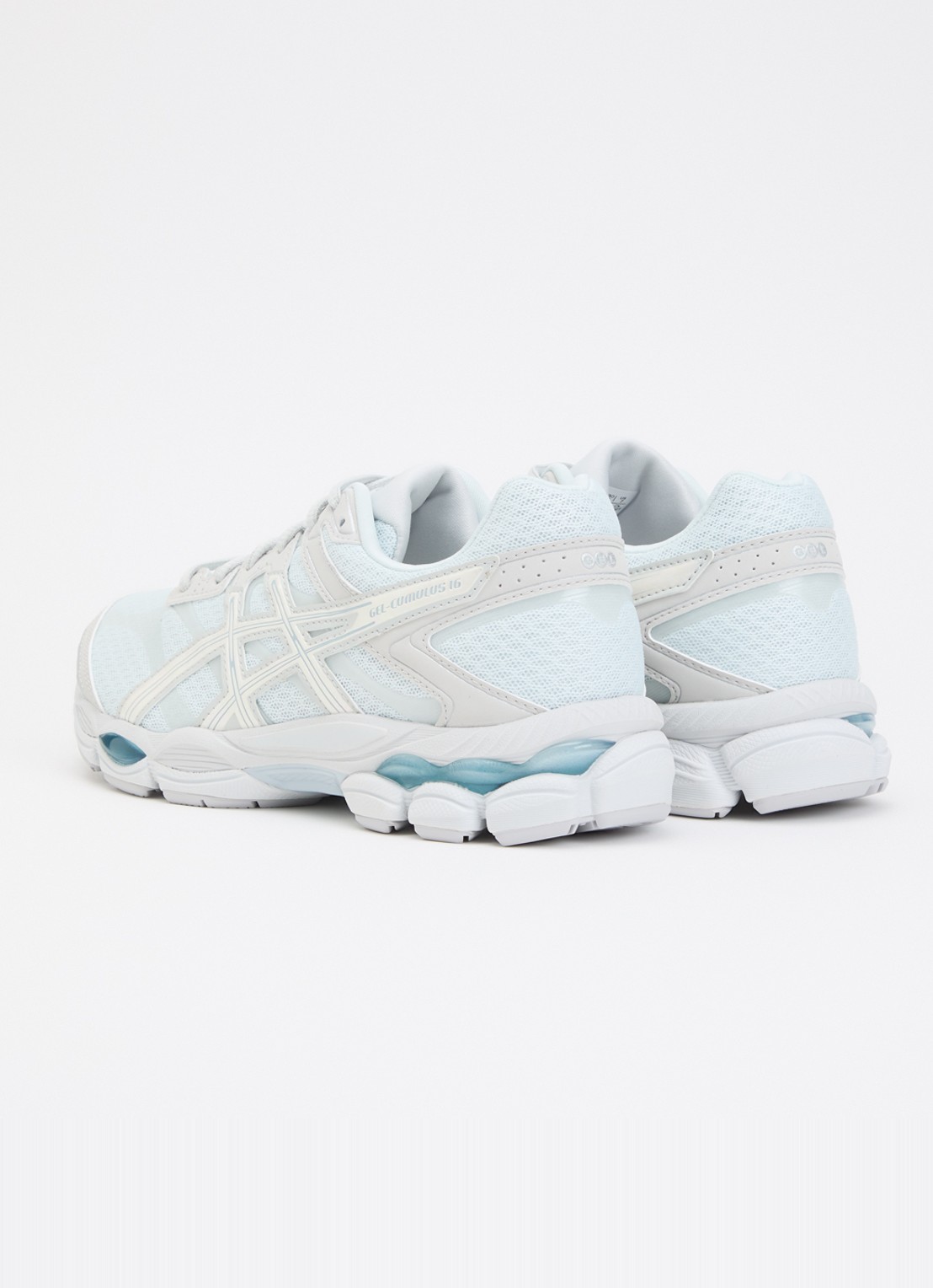 ASICS Gel-Cumulus 16 sneaker met mesh details - achterkant lichtblauw