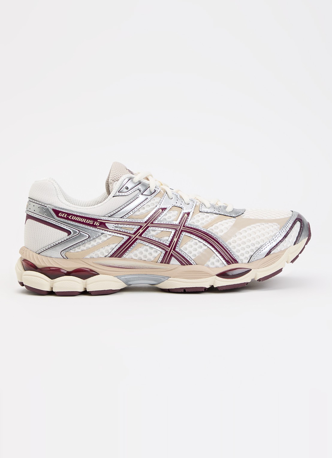 ASICS Gel-Cumulus 16 sneaker met mesh details - voorkant 2 beige