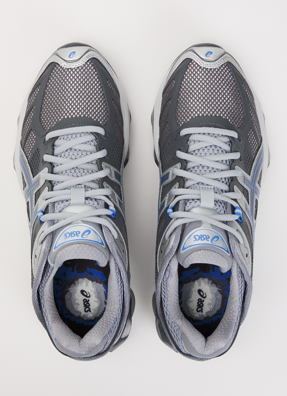 ASICS Gel-Kinetic 2.0 sneaker met mesh details en metallic finish - detail 2 zilver