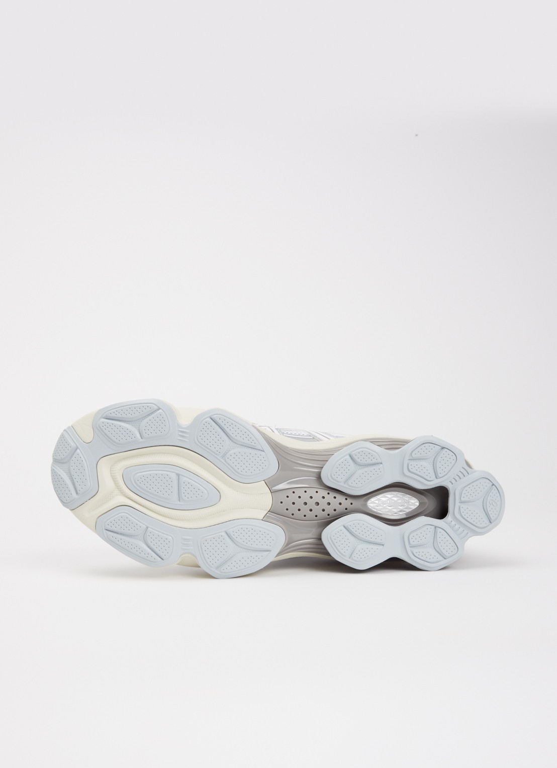 ASICS Gel-Kinetic Fluent sneaker met mesh details - detail 3 wit