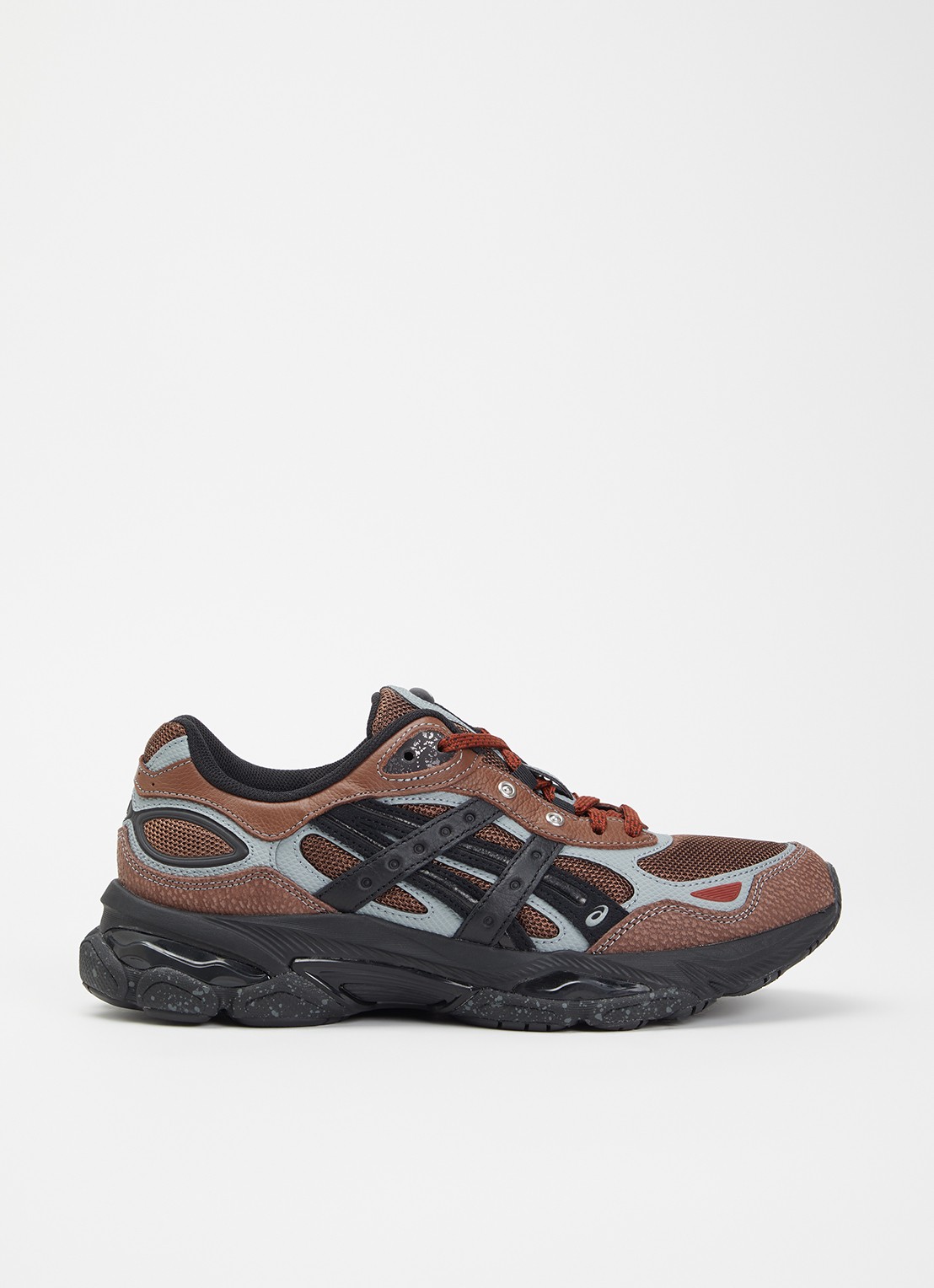 ASICS Gel-Nyc 2.0 sneaker met leren details - voorkant 2 donkerbruin