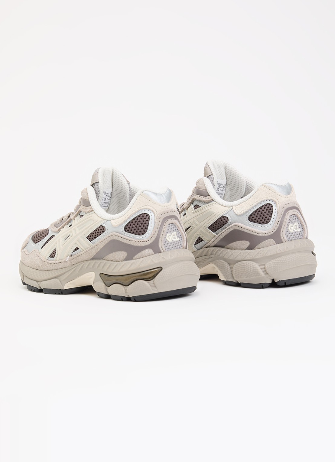 ASICS Gel-NYC sneaker met mesh details - achterkant beige