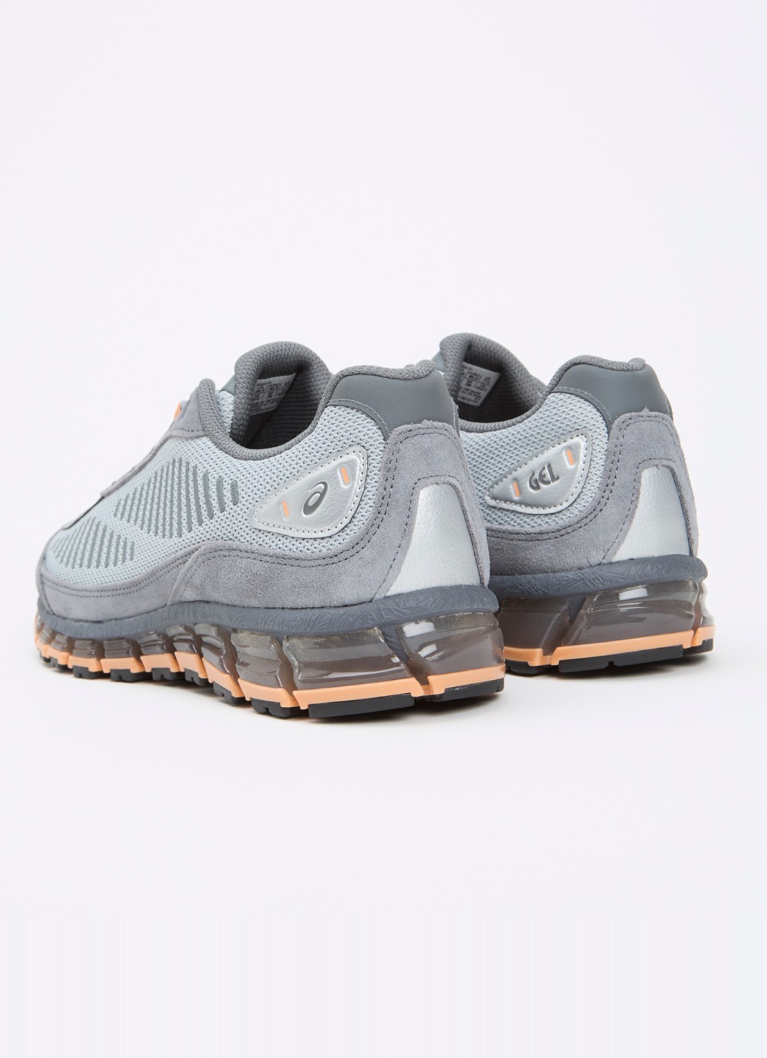 ASICS Gel-Quantum 360 I AMP sneaker met suède details - achterkant grijs