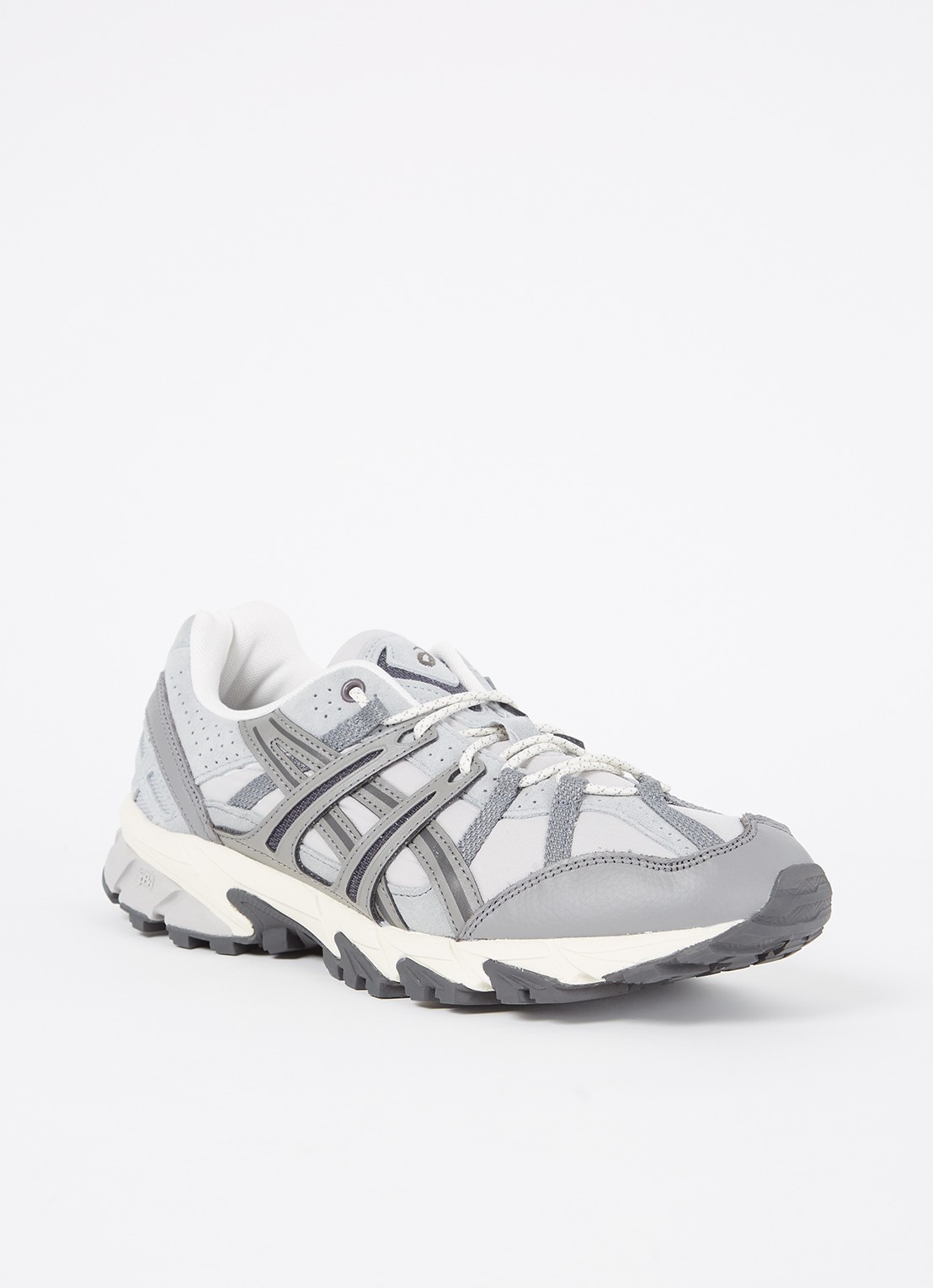 ASICS Gel Sonoma 15-50 hardloopschoen met suède details - voorkant lichtgrijs