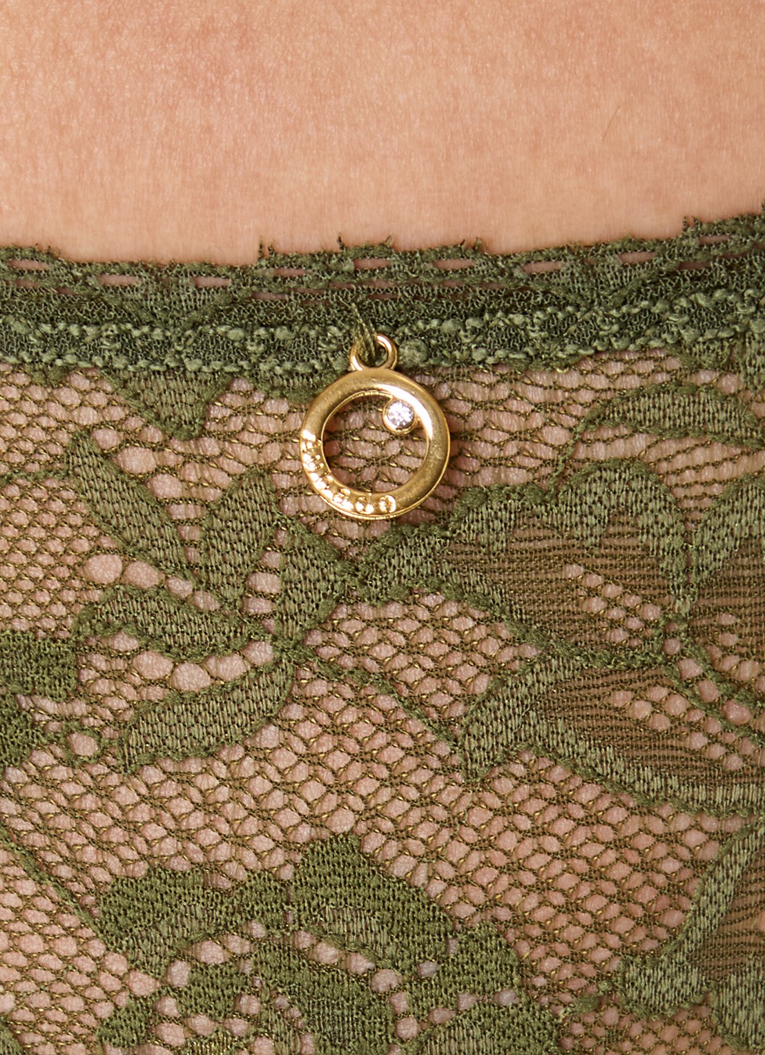 Aubade Rosessence slip van kant - detail 4 mosgroen