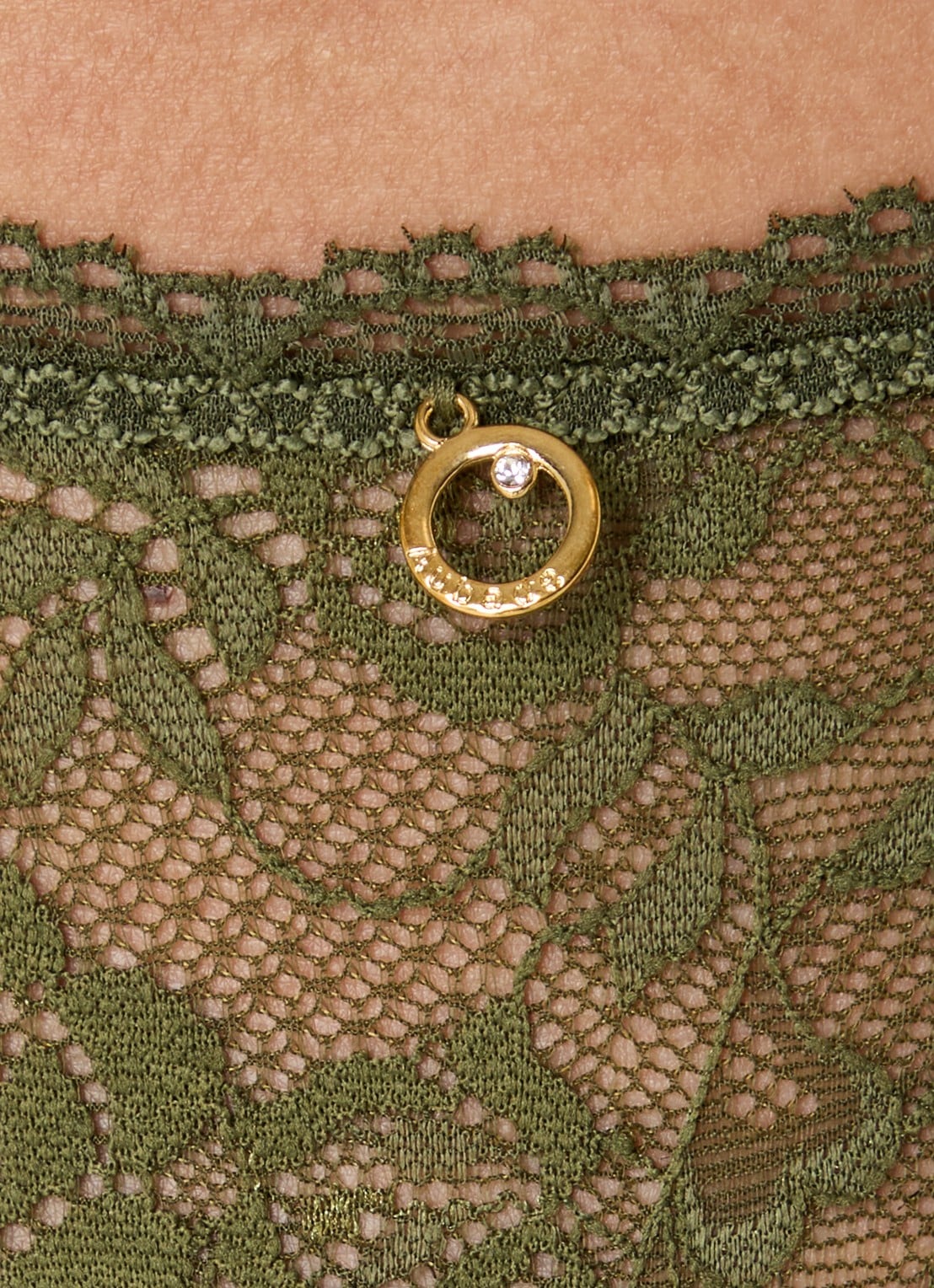 Aubade Rosessence tanga van kant - detail 5 mosgroen