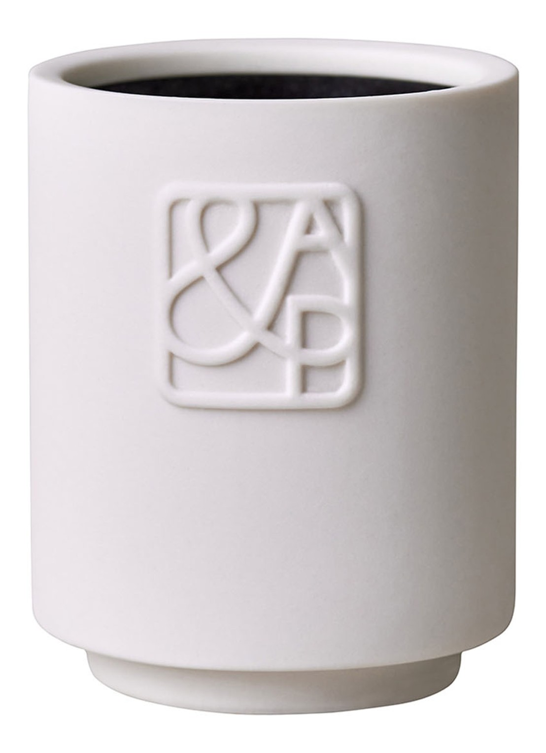AUGUST&PIERS Saint Scented Candle - geurkaars 90 gram - voorkant undefined
