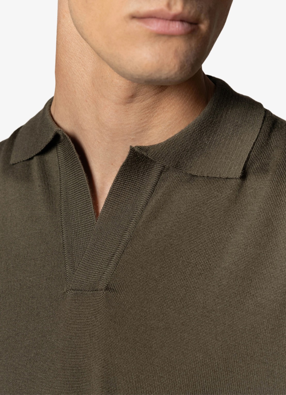 Aurélien Regular fit polo van merino wol - detail 2 olive-300