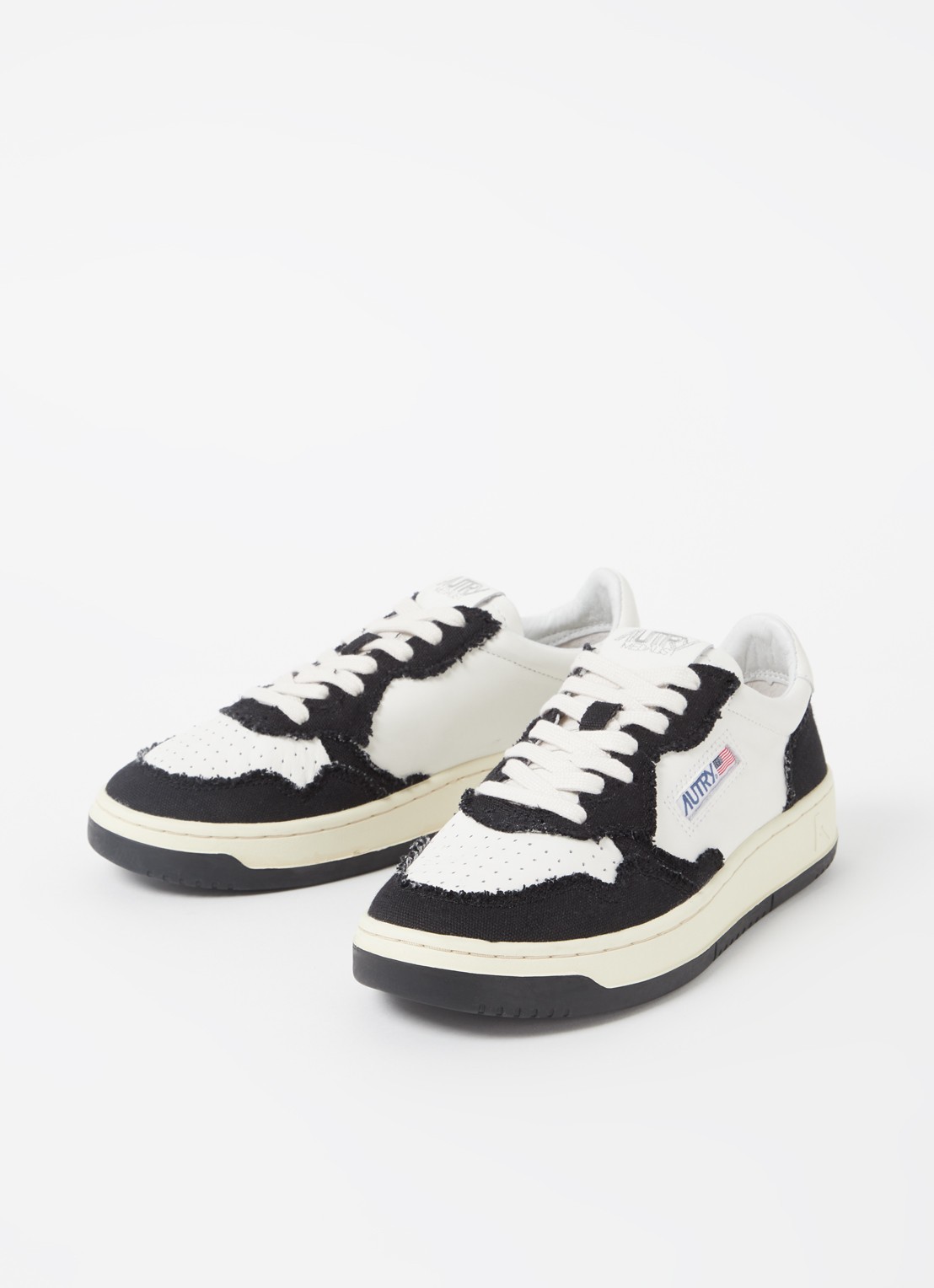 Autry Medalist Low Canvas sneaker van leer - detail zwart