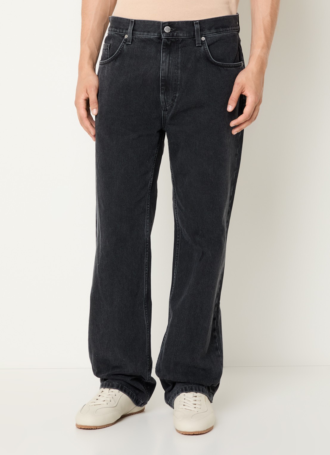 Axel Arigato Archive loose fit jeans met gekleurde wassing - detail zwart