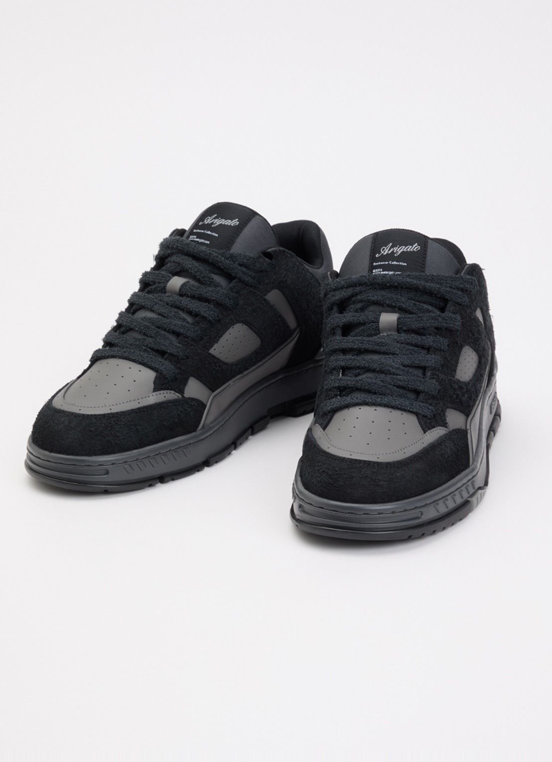 Axel Arigato Area Lo Fluffy sneaker met suède details - detail 3 zwart