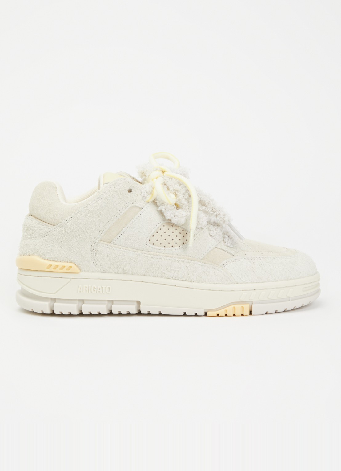 Axel Arigato Area Lo Label sneaker van suède - voorkant beige