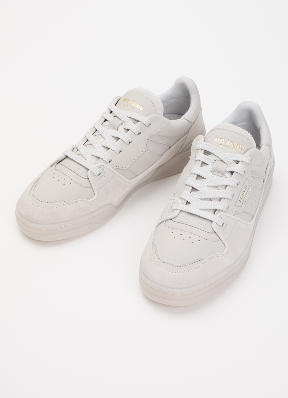 Axel Arigato Clay sneaker van leer met details van suède - detail 2 lichtgrijs