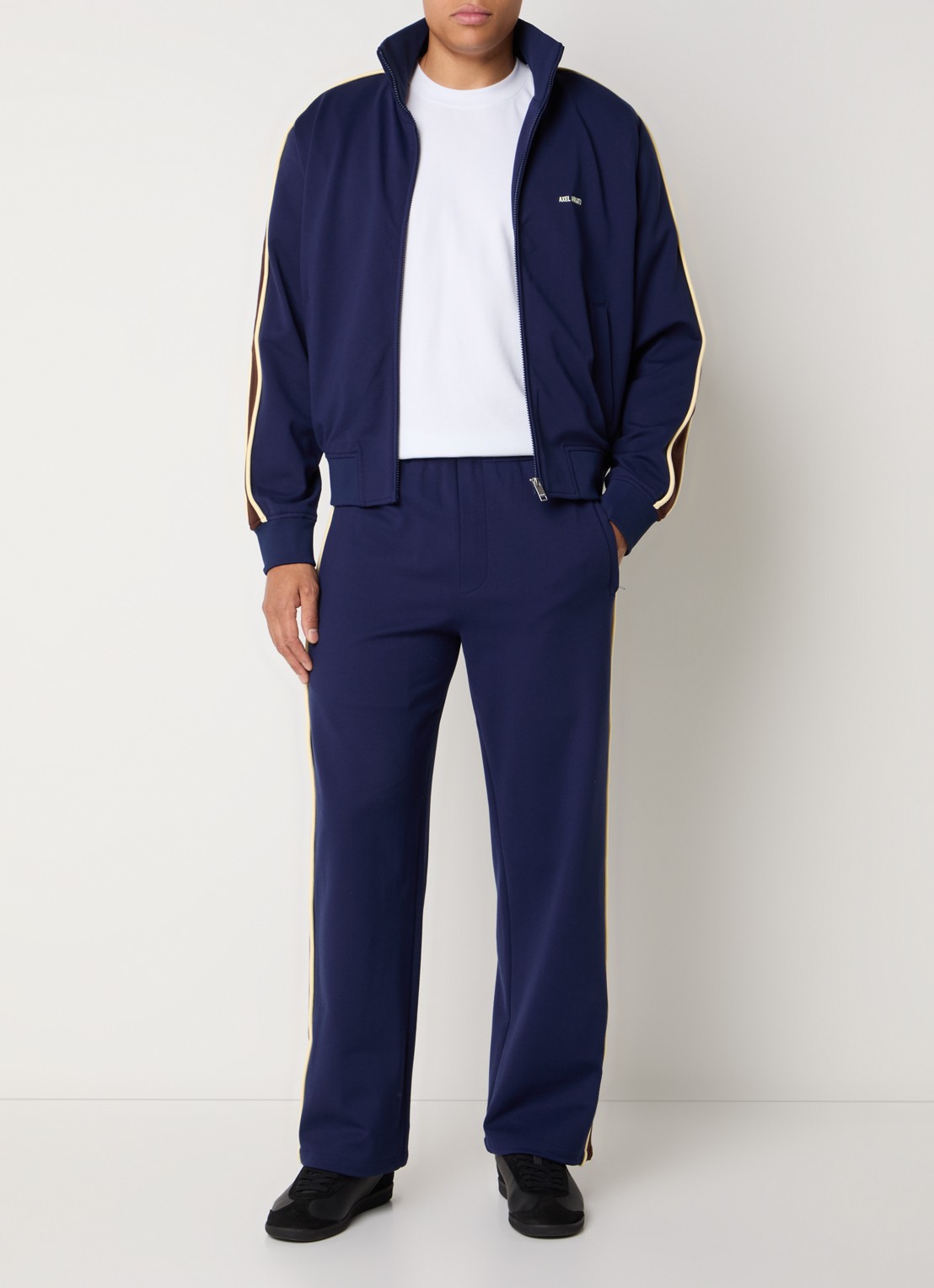 Axel Arigato Curb jack met steekzakken - voorkant 3 royalblauw