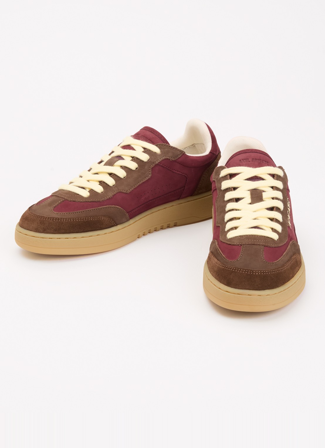 Axel Arigato Dice T-Toe sneaker van nubuck met suède details - detail bordeauxrood