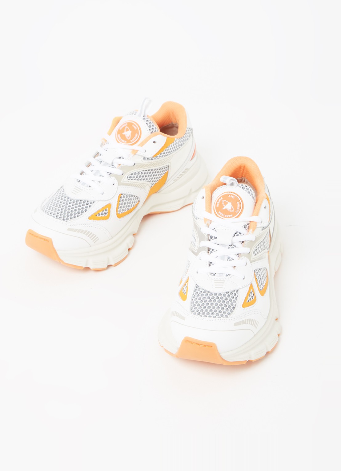 Axel Arigato Marathon Runner sneaker met kalfsleren details - detail 2 oranje