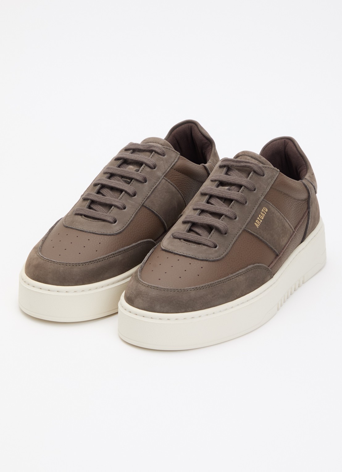 Axel Arigato Orbit Vintage sneaker van nubuck met leren details - detail bruin