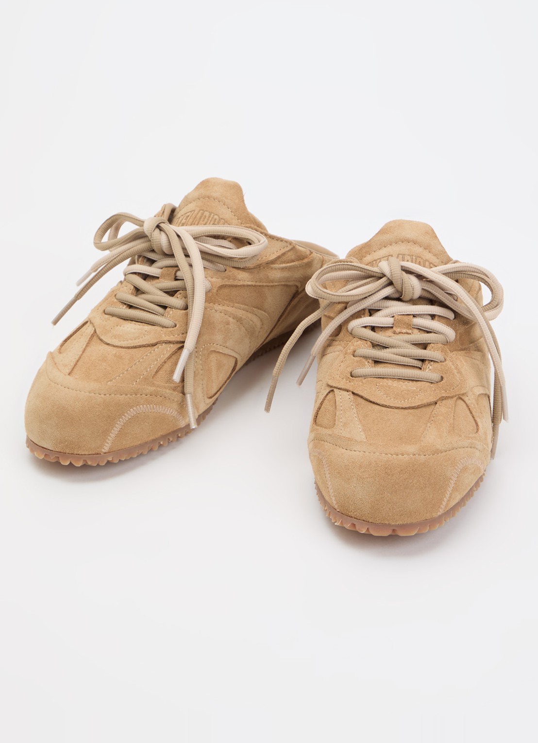 Axel Arigato Slow Mule sneakers van suède - detail 2 naturel