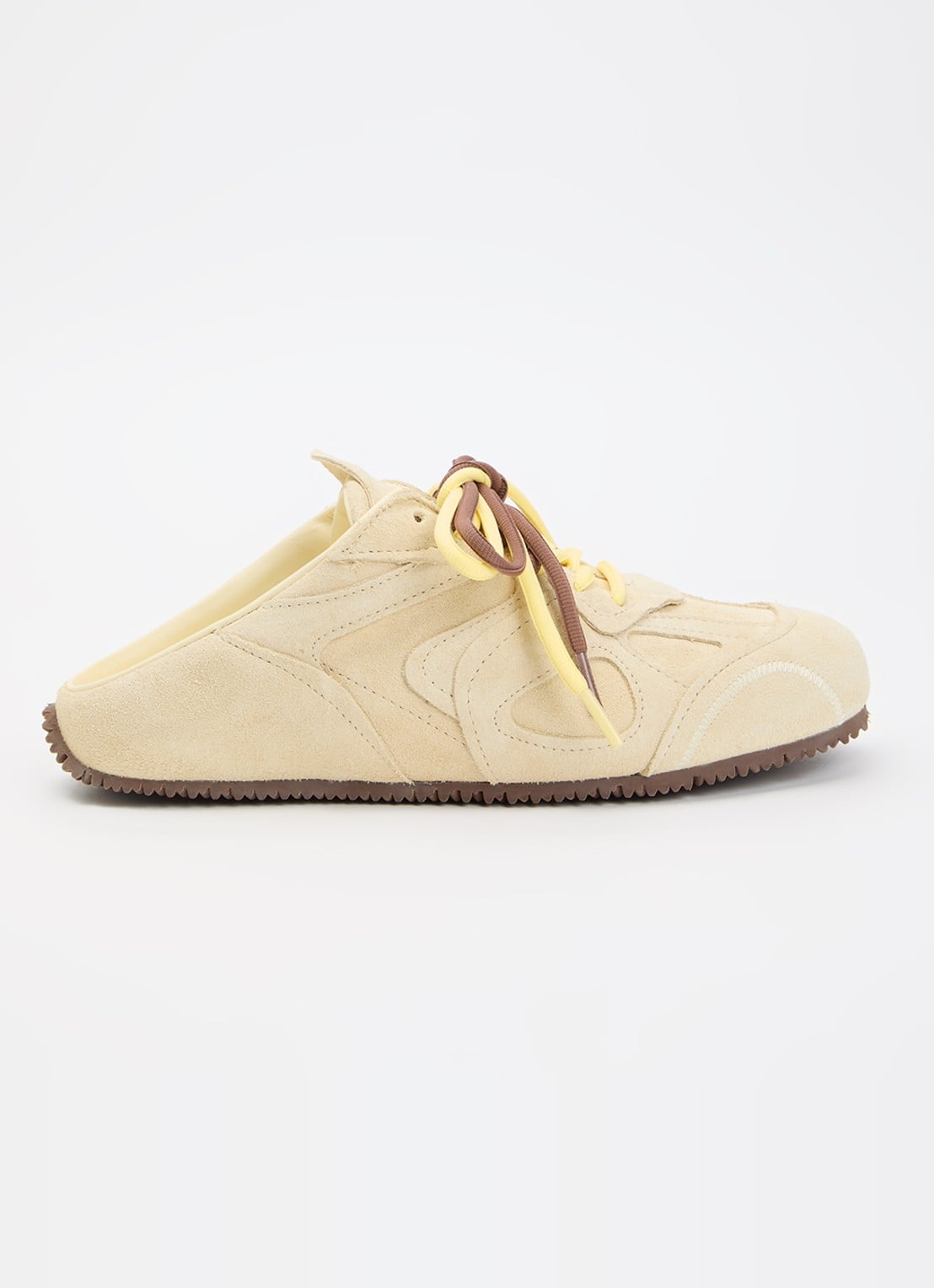 Axel Arigato Slow Mule sneakers van suède - voorkant 5 lichtgeel
