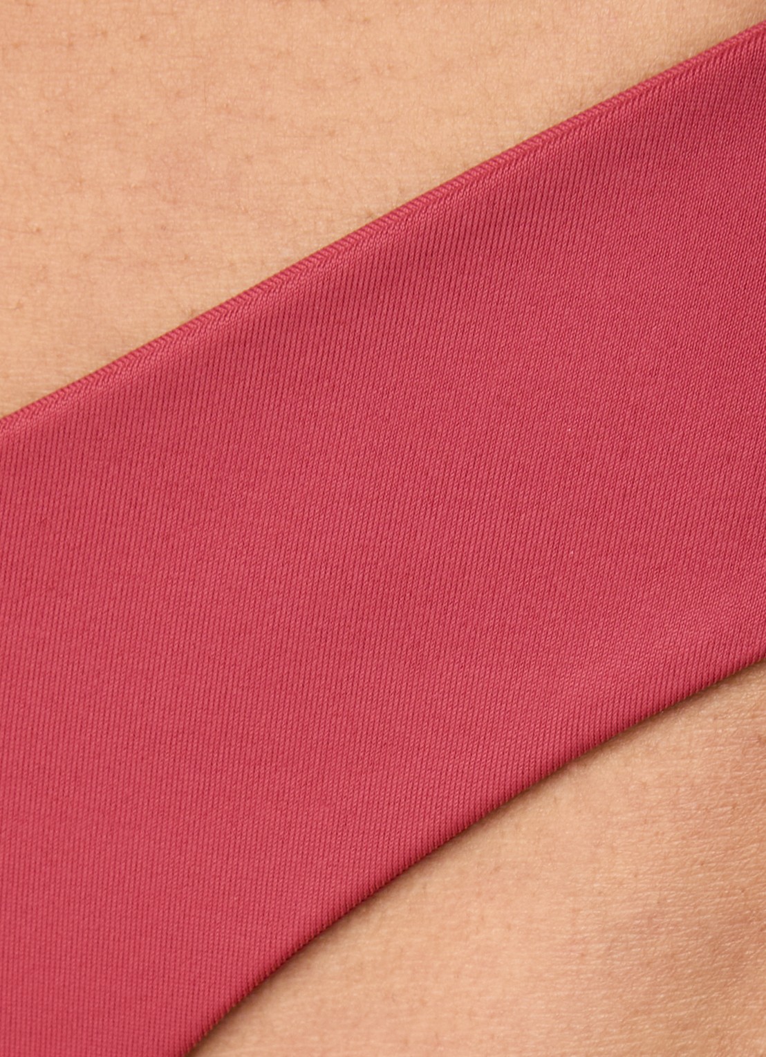 Aya Label The Aphrodite tanga bikinislip - detail 3 kersenrood