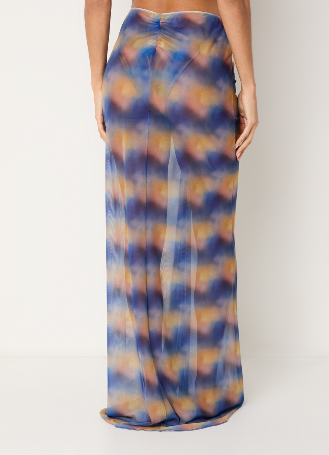 Aya Label The Athena maxi strandrok van mesh - achterkant blauw