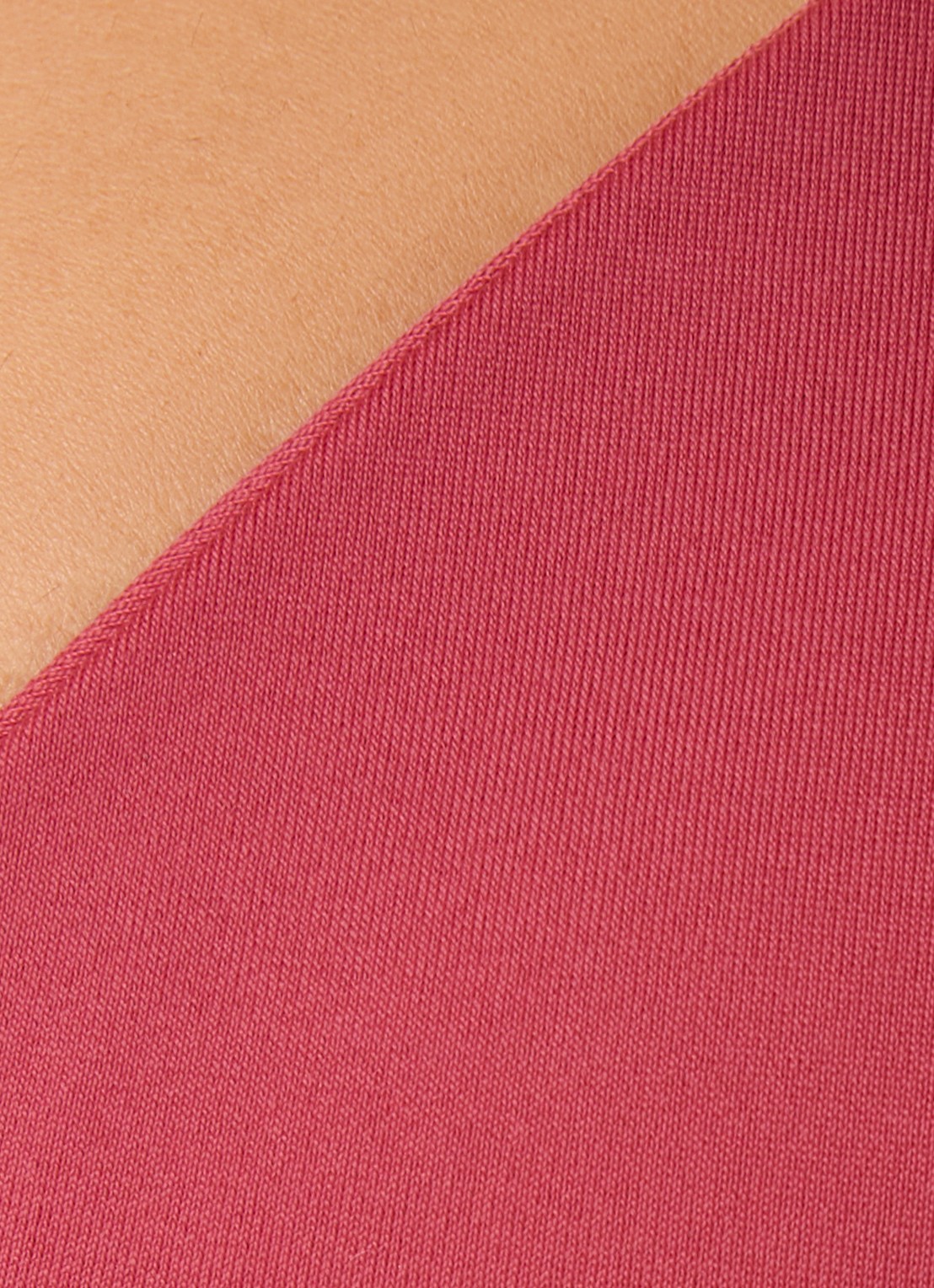 Aya Label The Erato triangel bikinitop met uitneembare vulling - detail 2 kersenrood