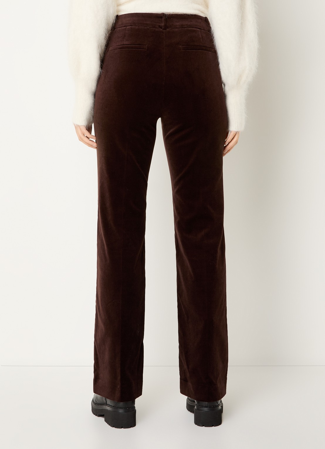 ba&sh Babilon mid waist straight fit pantalon van fluweel met steekzakken - achterkant chocoladebruin
