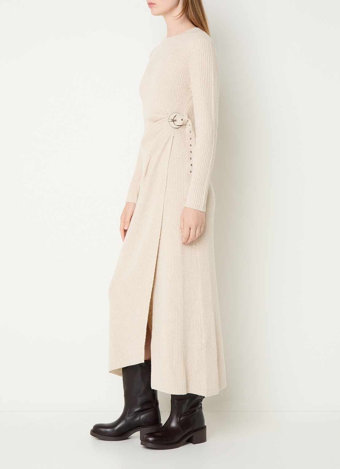 ba&sh Bamaya ribgebreide jurk in wolblend met ceintuur - voorkant 2 beige