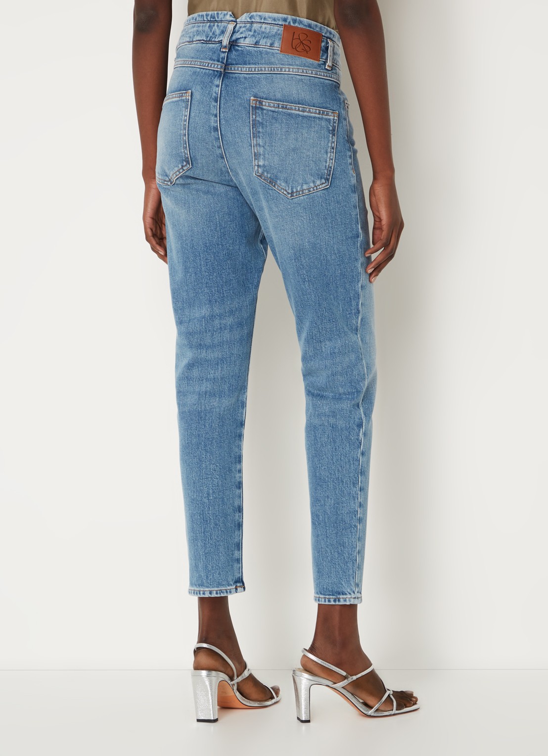 ba&sh Barnie high waist slim fit cropped jeans met medium wassing - achterkant indigo