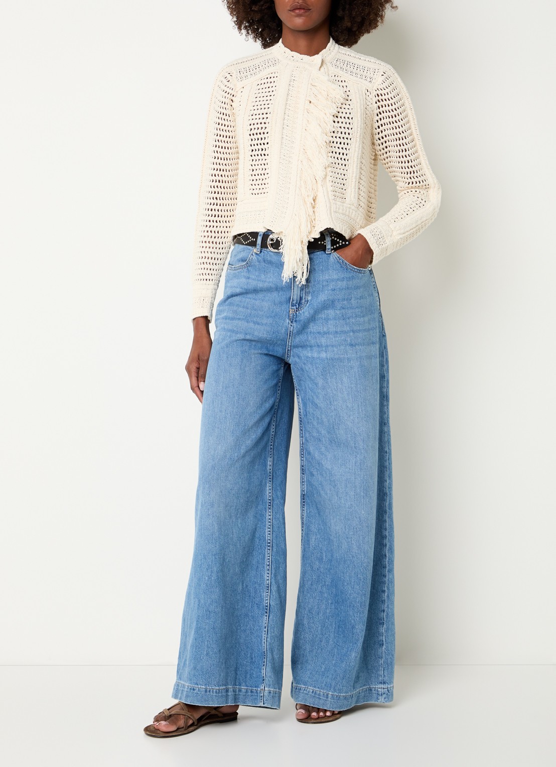 ba&sh Bianca grofgebreid vest met ronde hals - voorkant 2 gebroken wit