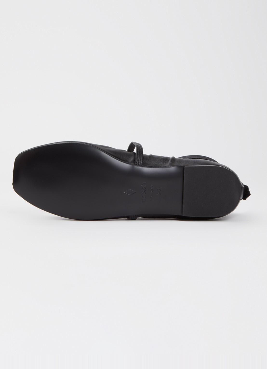 ba&sh Calda ballerina van lamsleer - detail 4 zwart